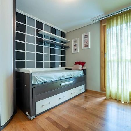 Apartamento En El Corazon De La Ciudad Con Parking Santander Zewnętrze zdjęcie